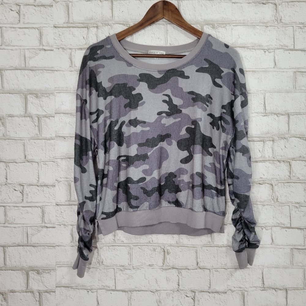 Fitz + Eddi‎ long sleeve camo print top